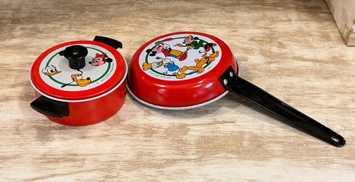 Vintage disney child play - disney,