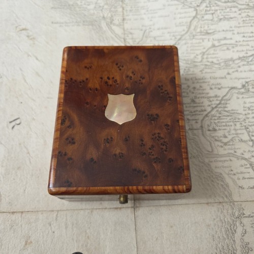 Coffret porte montre ancien - montre,