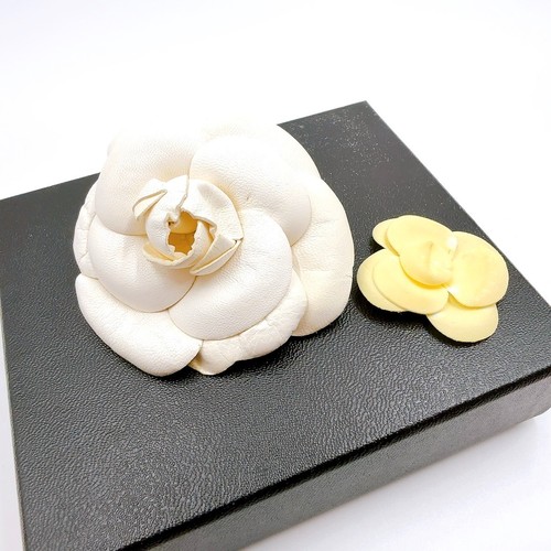Broche chanel camélia - chanel, cercle