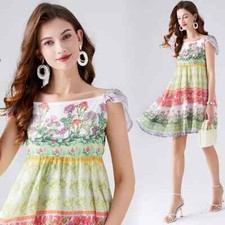 Robe Femme Courte Élégante