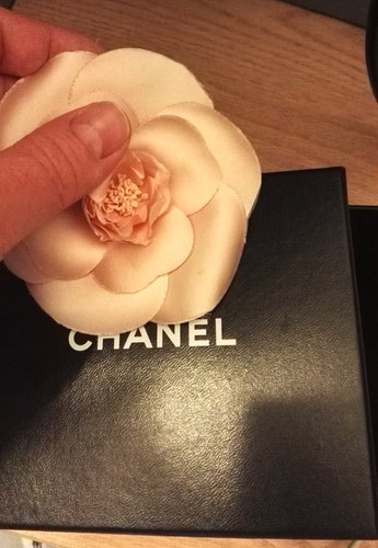 Chanel broche rose - , en