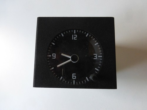 Montre tableau bord - de,