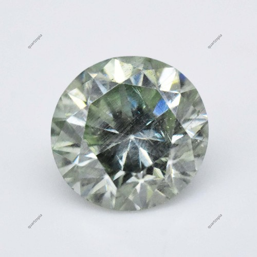 Moissanite naturelle verte