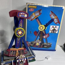 Lemax Carnival Village