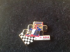 PINS AUTO FORMULE 1  GRAND PRIX ADIA INTERIM ARTHUS BERTRAND DRAPEAU DAMIER