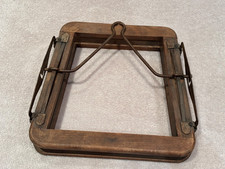 ANCIENNE PRESSE POUR RAQUETTE