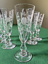 Lot 6 verres liqueur en cristal Baccarat Saint Louis gravés fleurs - H : 9,5 cm