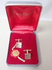 Ancienne paire de boutons de manchettes en plaqué or 18 K / taillé diamant