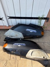 Carénages plastique latérale arrière skipper 125 / 150 2t 1994-1997 -quartz 