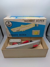 ancien jouet sous-marin