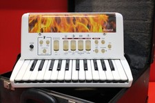 USED Roland FR-1 White V