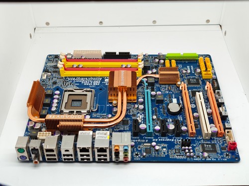 Carte mere gigabyte - mere,