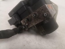 Bloc ABS (freins anti-blocage)