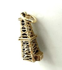 PENDENTIF OR 14 CARATS -