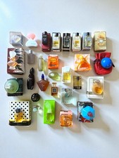 lot: 32 échantillons de parfum