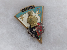 Un insigne militaire  " 34° Régiment du Génie "  G 2025.