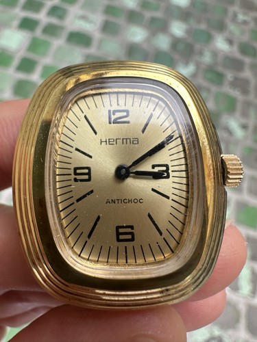 Titre montre femme - titre, :