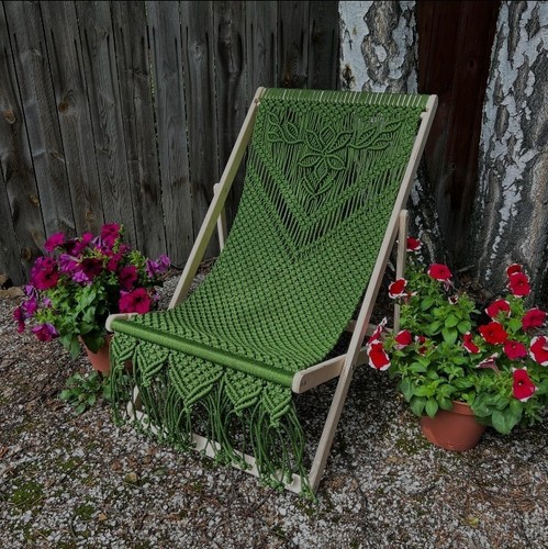 Chaise lounge chair - chaise,