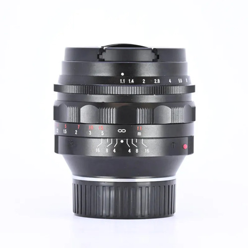 Voigtländer nokton 50mm 1 - 50mm, f/1.1