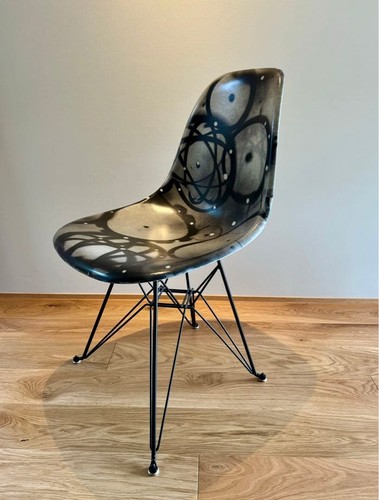 Shell chair futura - chair, modernica