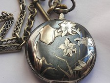 Superbe Montre à gousset Argent niellé  Arts déco ,  chaine argent ,fonctionne