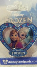 PINS DISNEY DISNEYLAND PARIS CADRE COEUR PRINCESSES ELSA & ANNA REINE DES NEIGES
