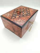 Large jewellery box in cedar wood inlaid with pearls and silver with key lock