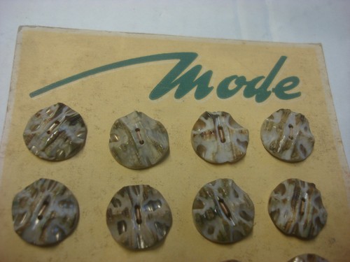 Anciens boutons nacre - boutons,