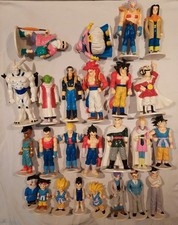 Lot 25 figurines Dragon Ball Z
