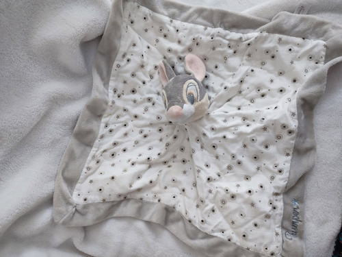 Doudou plat lapin - panpan, bamby