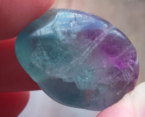11.3gr 25x18x16mm fluorite