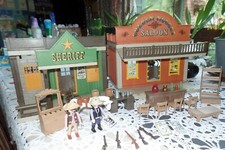 Playmobil 3786 et 3787 - Sheriff's Office et Saloon Golden Nugget - Western 1994