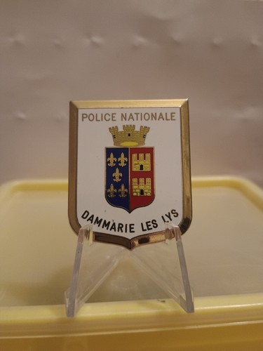 Pucelle insigne métal - pucelle,