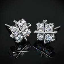 Boucles d'oreilles clous