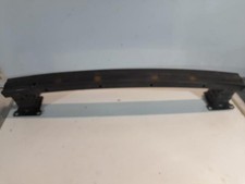 Renfort pare choc avant