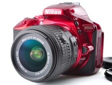 Nikon D5500 Red AF-S VR