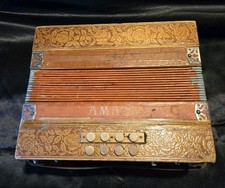 VINTAGE HOHNER AMATI ACCORDIAN