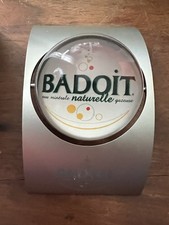 Montre de bureau pivotante Badoit