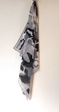 CARRÉ DE FOULARD EN SOIE