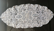 Grand Napperon ancien ovale en