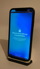 - Apple iPhone 11 – 64 Go