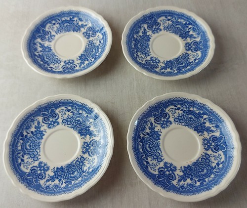 Lot sous tasses - sous, tasses,