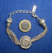 B22 Beau Bracelet SATELLITE