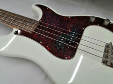 (SQUIER) CLASSIC VIBE '60S