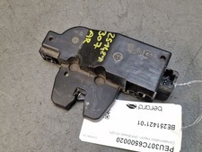 Serrure mecanisme hayon coffre