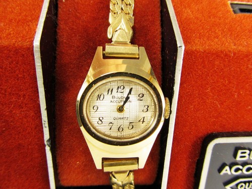Bulova accutron quartz series - accutron,