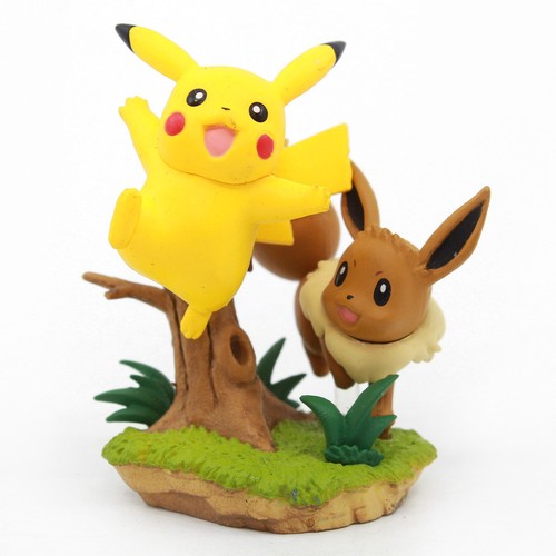 Pikachu eevee figure - pikachu,