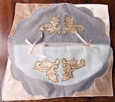 CACHE BOITE A MOUCHOIRS BRODE SUR VOILE DE POLYESTER SUPER PROMO