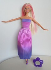 Barbie Salon Surprise 2002 -