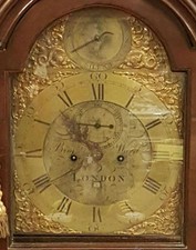 HORLOGE DE PARQUET. BENJAMIN